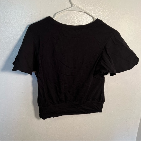 Abound Cropped T-Shirt Wide Flutter Sleeve Black - Picture 8 of 8